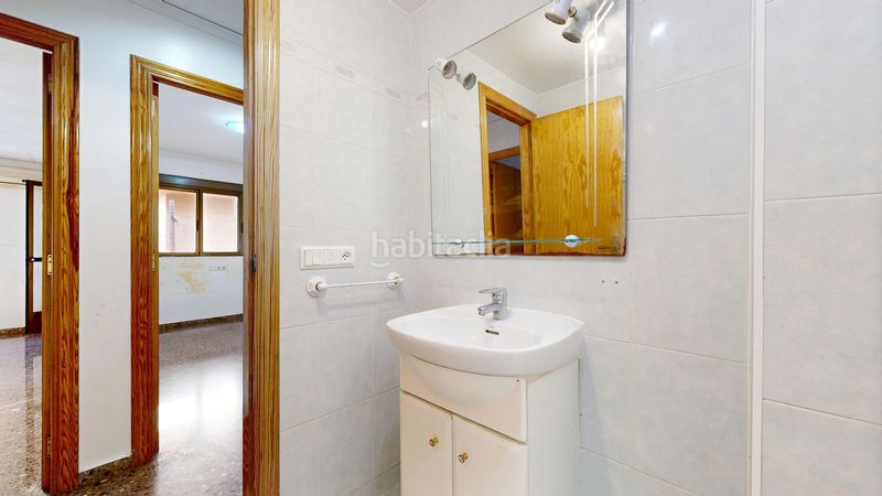 Foto e6a7f3ad-f0dd-4746-ae14-efc0810dfc3c. Pis a Almussafes