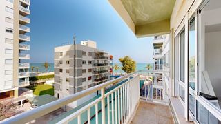Lloguer Pis a La Curva. Vivienda  de alquiler temporal en primera línea de playa en beni