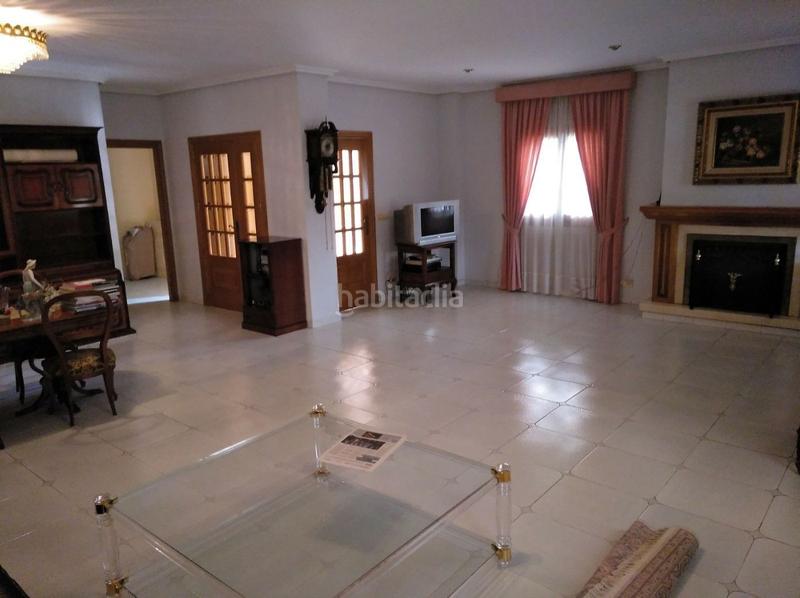 Foto c25c94de-b204-4f4a-9f08-3632d5681a9e. Chalet gran chalet cami d´onda en Camino de Onda-Salesianos Burriana