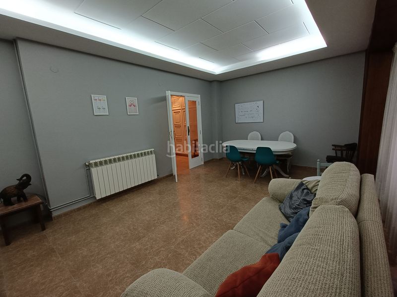 Foto ac2f0eba-75cb-4f62-9469-80fe4d17fb22. Casa amb aparcament a Centro Burriana