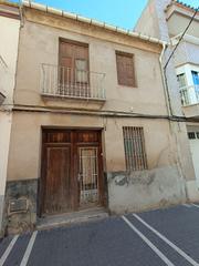 Maison à Llombai. Casa en zona centro
