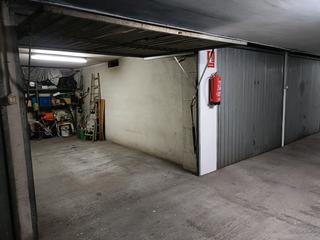 Aparcament cotxe a La Bosca. Box - trastero -- plaza de garage