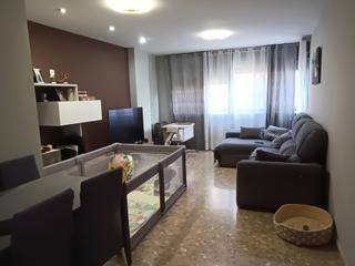 Pis a Llombai. Piso de  v.p.o