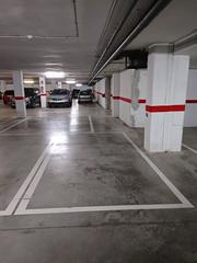 Posto auto  Carrer federico garcía moliner. Parking en zona piscina