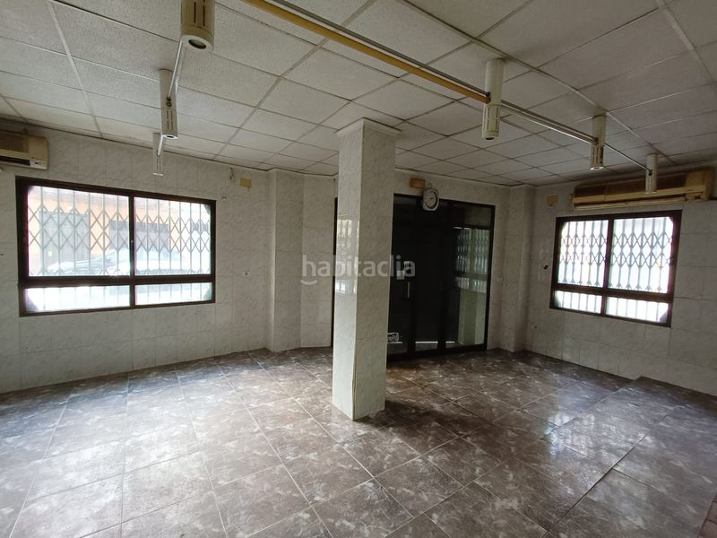 Foto 19c8a703-a6fe-4ea6-940e-904cfb6da441. Local comercial local en esquina con mucha fachada en Burriana