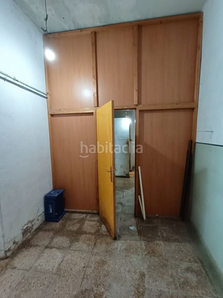 Foto bd966bb9-e2d7-446b-b3cc-dbda0fde0b92. Local comercial local en esquina con mucha fachada en Burriana