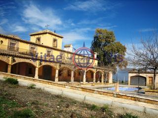 Mas à Ortillo 5. Cortijo con piscina, 80 hectáreas en la montaña turismo rural