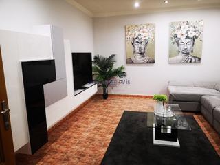 Casa in Calle josé montalbán. Casa 3 dormitorios  barrio san antonio