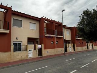 Zweistckige Wohnung en Calle la yesera. Dplex de 3 dormitorios con piscina en zarcilla de ramos