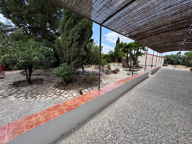 Foto c306ddf2-bc13-4b6b-8e9f-e9b76f6c16b3. Casa amb aparcament a Tercia Lorca