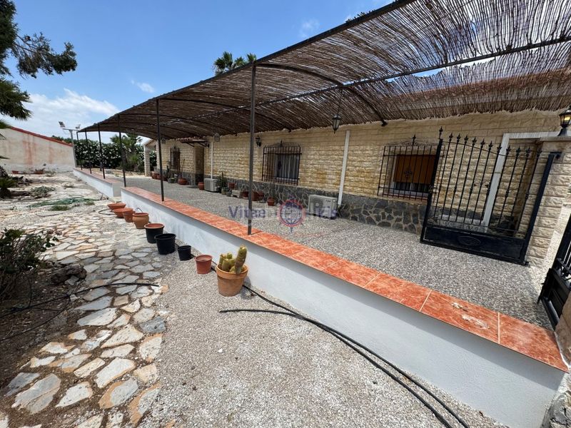 Foto c6313522-98f7-4f49-ae07-41bdf14f3096. Casa amb aparcament a Tercia Lorca
