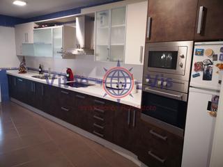 Piso  Avenida rey juan carlos. Piso 4 dormitorios  la hoya