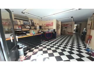 Locale commerciale in Calle general terrer leones. Local comercial  san mateo