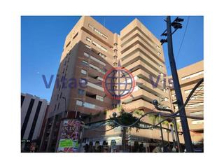Local commercial à Plaza ovalo santa paula. Local comercial en venta ideal para negocios y oficinas  óvalo