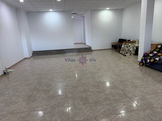 Miete Geschäftsraum  Calle padre isidro ruiz (lorca). Local comercial buen escaparate y zona muy transitada