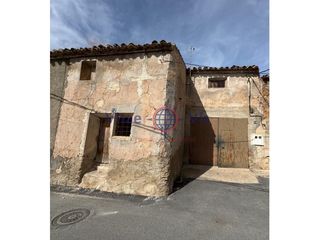 Casa en Avil�s. Casa a reformar  avil�s