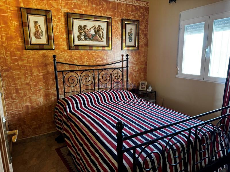 Foto c99d8cfb-c846-45d5-89e1-b8894a623d99. Maison avec parking dans Avilés Lorca