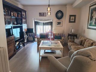 Pis  Calle juan toledo. Piso 3 dormitorios  santiago