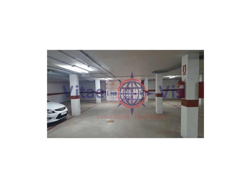 Foto 9f65bdcf-e2cf-4a30-9fc7-d431d2ac5d13. Aparcament cotxe a San José Lorca