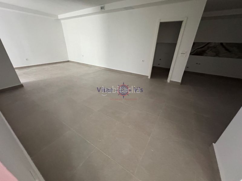 Foto 7b2c6774-9413-46ce-99f9-b44beb09ce3d. Pis a Los Ángeles - Apolonia Lorca