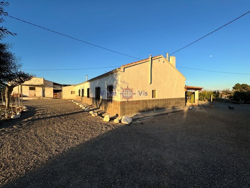 Foto fc2507d5-6973-47e7-8ad4-bc7bfde77810. Casa amb aparcament a Campillo Lorca