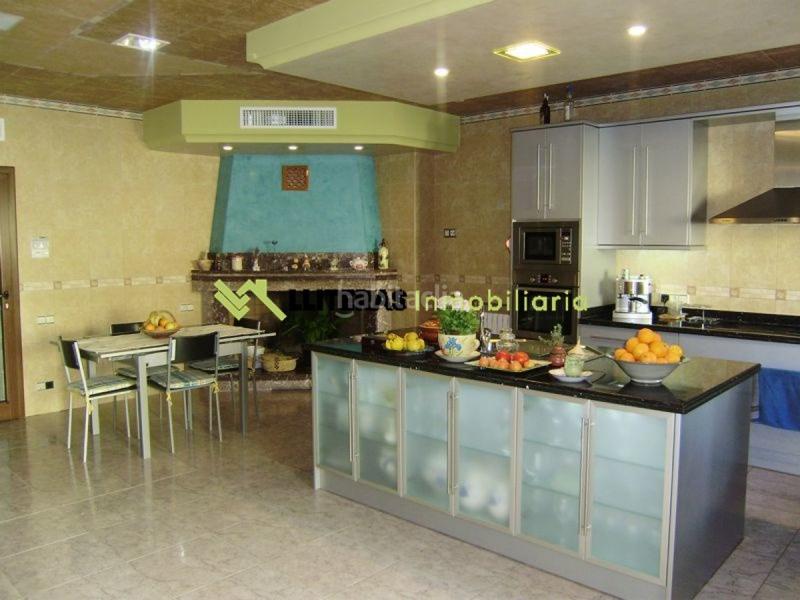 Foto 65f3e63e-6af5-4567-a9e8-e9a21ee5ff3c. Chalet avec chauffage parking dans Centro Inca