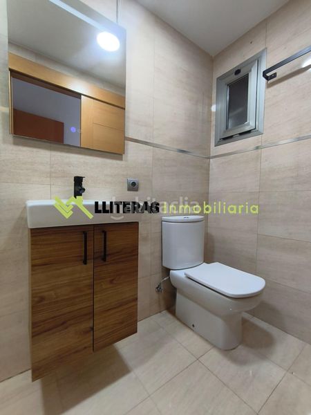 Foto 9b9e8cc2-5318-430e-84fb-309d519149bd. Pis a port d´Alcúdia-platja dálcúdia Alcúdia