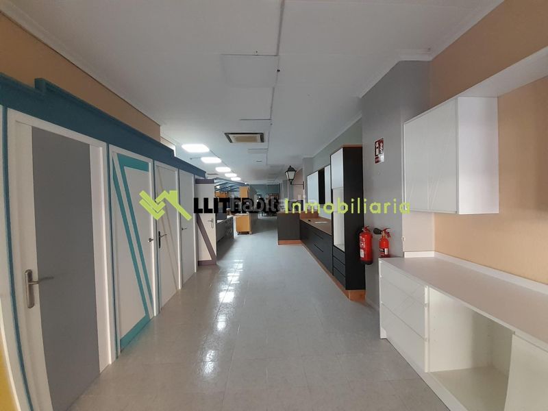 Foto 9162a0aa-9912-4f35-aadd-0ff6e5859a68. Rent business premise in Gran Via de Colom Inca