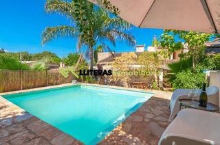 Maison à Sencelles. Encantadora casa de pueblo  con piscina y apartamento de invitad