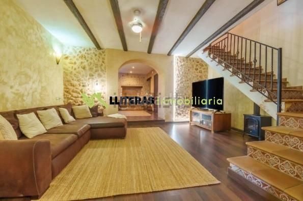 Foto bb29f163-dbcd-45fd-b0a0-a43c77d1cd0c. Casa amb piscina a Sencelles