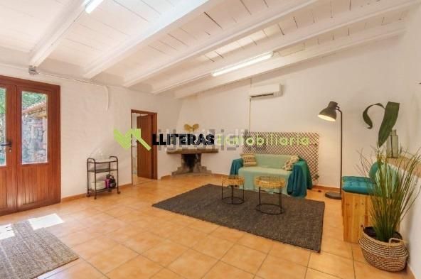 Foto d9c50ba6-cda7-4b30-b3a3-152354b6d697. Casa amb piscina a Sencelles