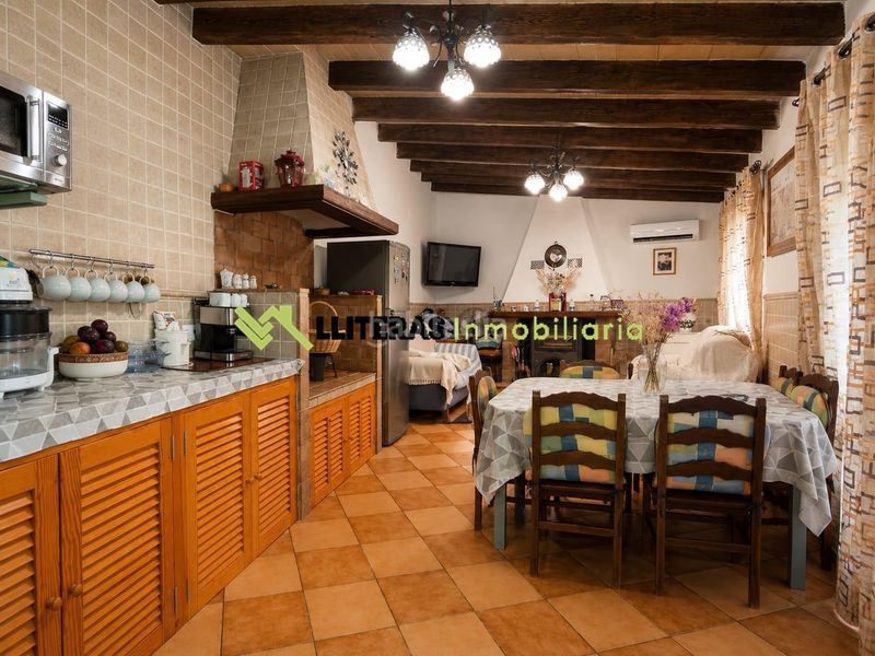 Foto bc9816bc-a99c-45a6-81ff-2ca214096b8e. Masia amb piscina a Centro Inca