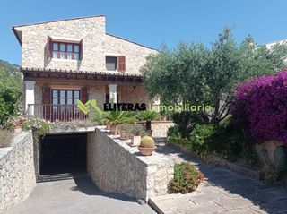 Chalet in Mancor de la Vall. Mancor de la vall donde el encanto de mallorca se convierte en h