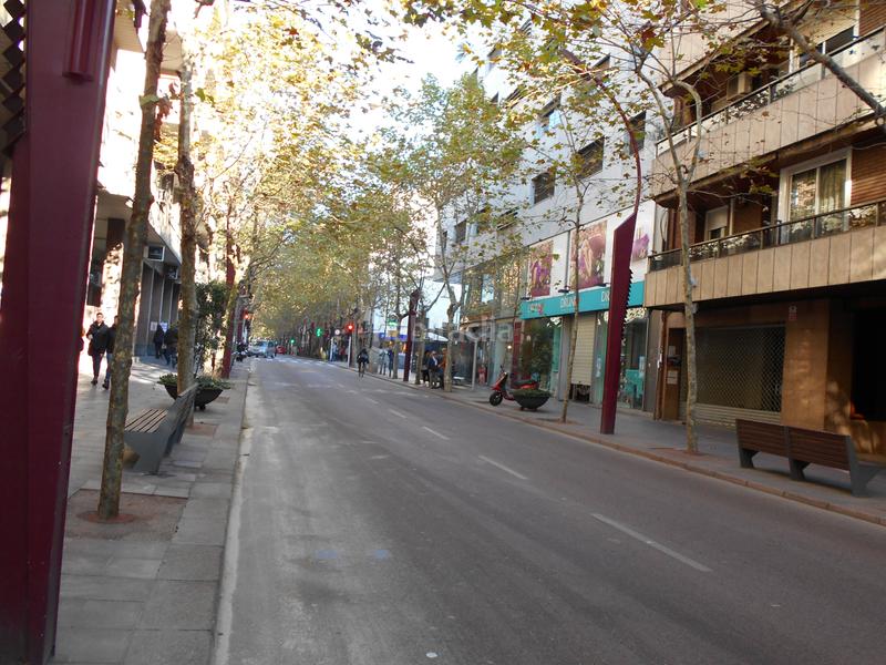 Foto c583db86-0f54-4247-95c3-f1fa1c13cf8f. Parking coche en Centre Sabadell