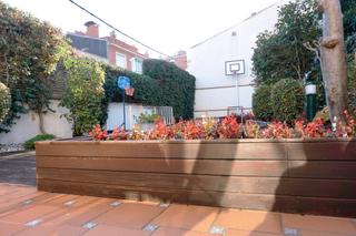 Maison à Creu Alta. Gran casa cantonera de disseny, oportunitat