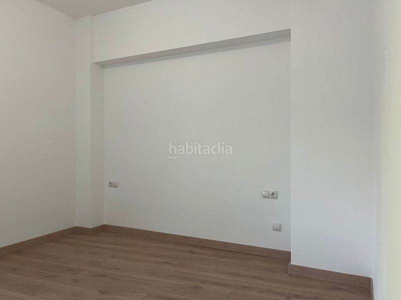 Foto e2fe4b49-1fb0-434c-9af6-e24a8fe007d6. Pis amb calefacció aparcament a Les Termes Sabadell