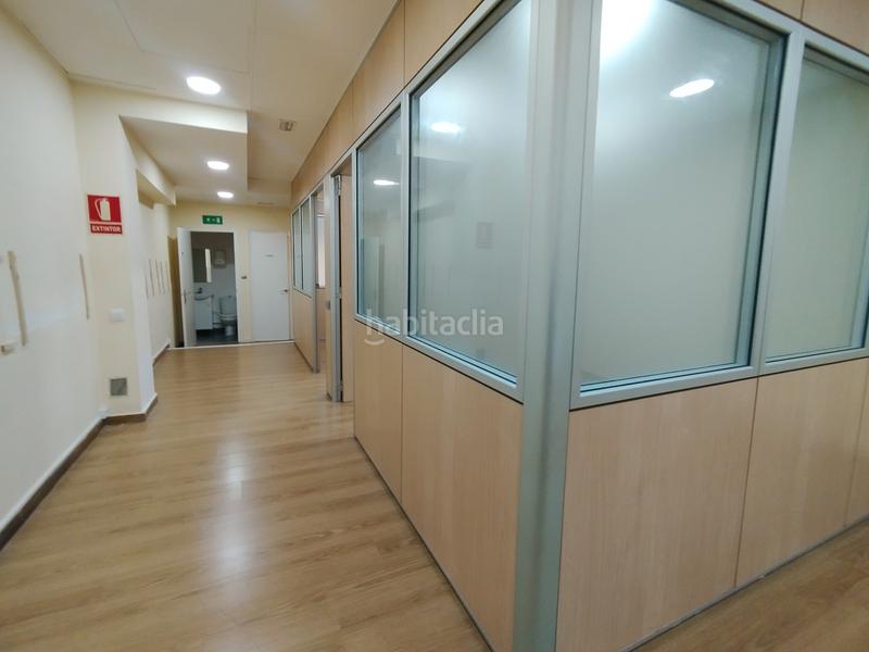 Foto 364d266e-8a8f-4cb9-ace2-84b0d710d2dd. Alquiler local comercial local a peu de carrer , al Centre , carrer de gràcia en Sabadell