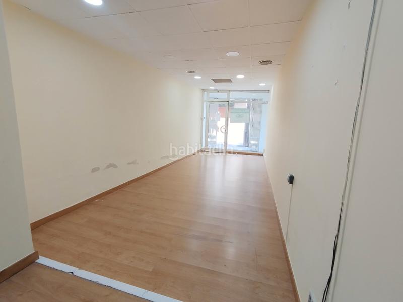 Foto 0b5bbe23-160f-4969-8006-70049ccd7a49. Location local commercial avec chauffage dans Centre Sabadell