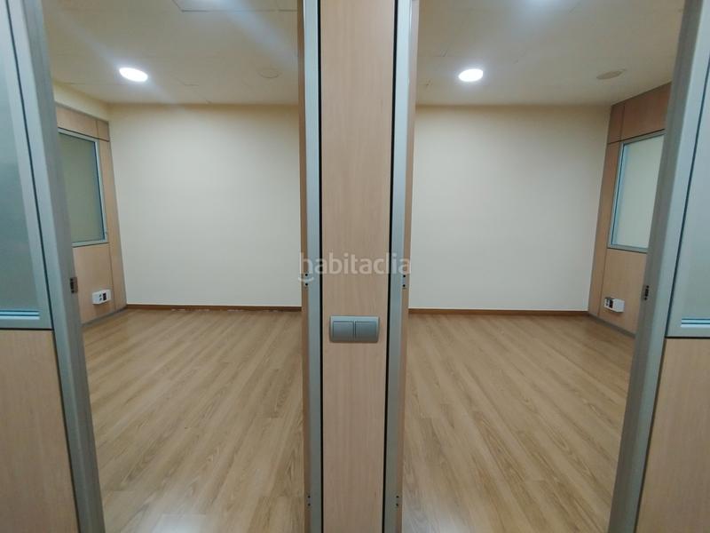 Foto ed77928a-0a69-415f-9626-8f196fe47710. Rent business premise with heating in Centre Sabadell