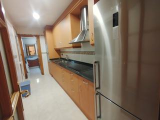 Rent House in Carrer de manso 88. Casa ideal estudiantes  muy cerca  ffcc