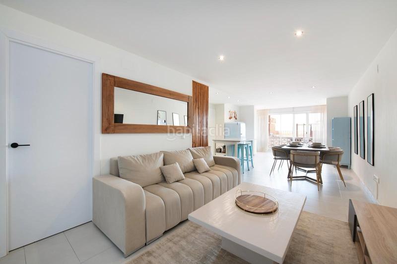 Foto 288a4870-0428-463f-bded-f855ae5350f2. Erdgeschoss mit heizung in Baixador Castelldefels