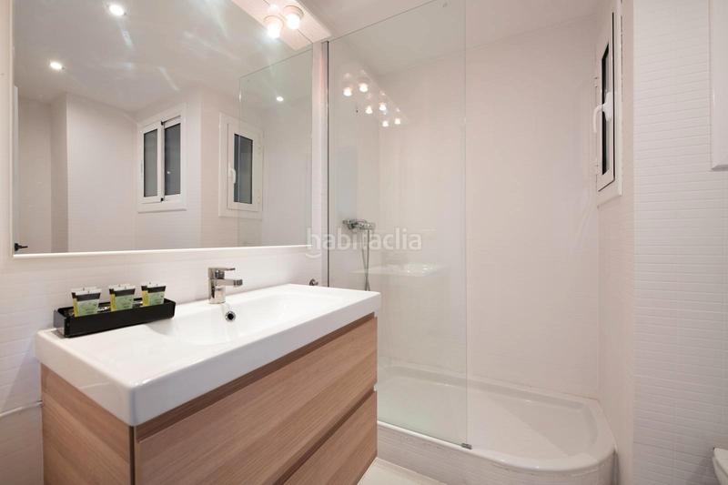 Foto cb15df48-5740-4ad4-bc60-8804baabcc95. Erdgeschoss mit heizung in Baixador Castelldefels