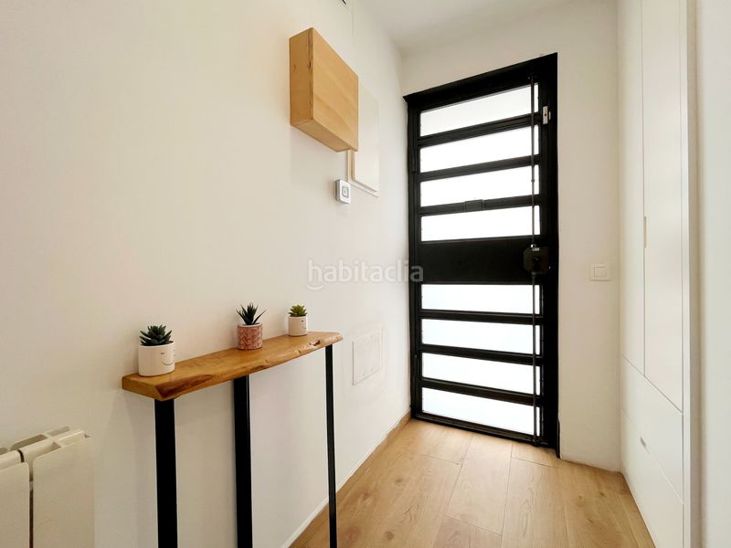 Foto 5ce03f4d-4d90-48f2-971b-32d4811146f2. Casa amb calefacció a Eixample Sabadell
