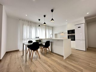 Rent Flat in El Sucre-El Nadal. Pis al costat de la universitat