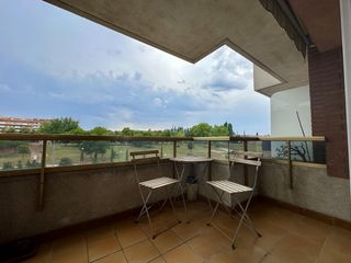Rent Flat in Nord. Pis de 4 habitacions en lloguer