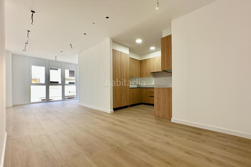 Foto 7d01d0f0-4e17-40b2-9d47-8d7657444dda. Alquiler piso loft per estrenar en lloguer en Tona