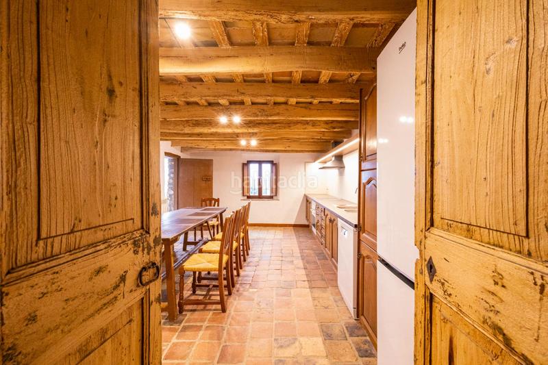 Foto 0c7c52d3-b5c3-4dcd-b36a-3732ededaa5d. Alquiler masía en Balenyà