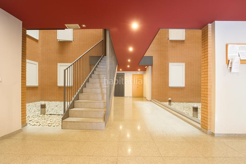 Foto c6d5890e-9e27-4eb9-8654-1dcc29edbc27. Piso pis de 3 habitacions en venda en Caputxins-Ambulatori Vic