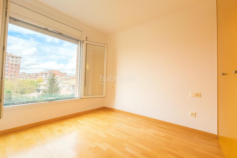 Foto e283e9d1-d3ba-436f-a5e6-77f3eabd5915. Piso pis de 3 habitacions en venda en Caputxins-Ambulatori Vic