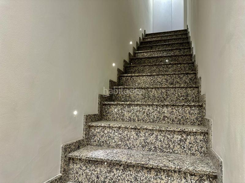 Foto 09be6a4d-38f3-46f8-833b-6b162188274f. Casa a schiera con riscaldamento parcheggio in Nord Vic